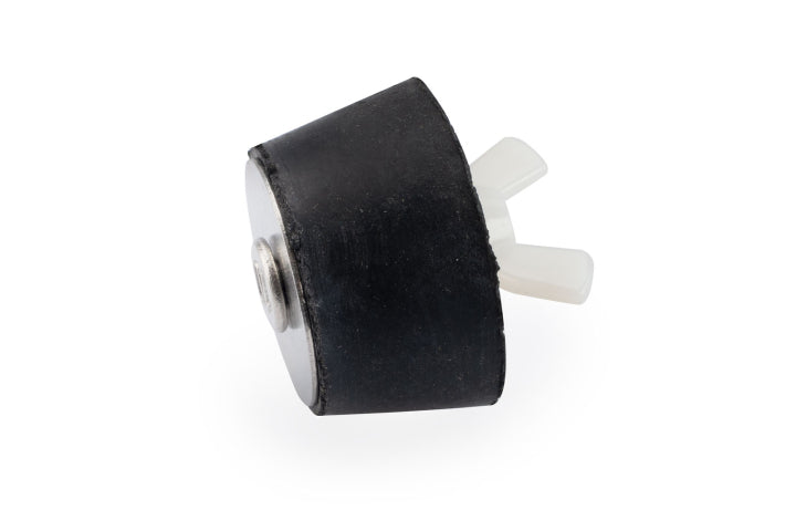 Kúpos, táguló téliesítő dugó, 1½″